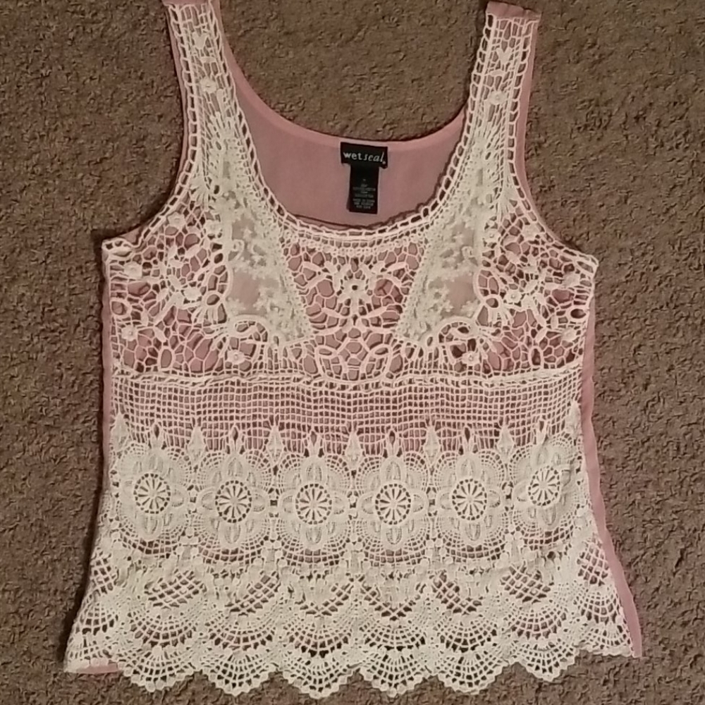 Lace front tank top